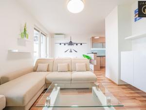 Prodej bytu 2+kk, Praha - Kyje, Davidovičova, 54 m2