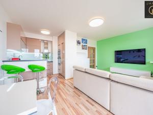Prodej bytu 2+kk, Praha - Kyje, Davidovičova, 54 m2