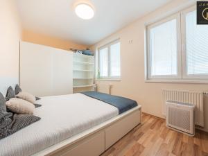 Prodej bytu 2+kk, Praha - Kyje, Davidovičova, 54 m2