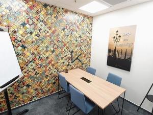 Pronájem kanceláře, Praha - Karlín, Pernerova, 30 m2