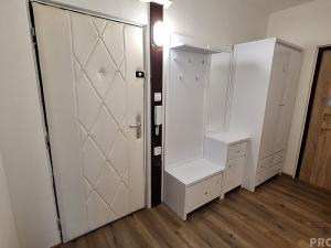 Pronájem bytu 2+1, Ústí nad Labem, Jizerská, 66 m2