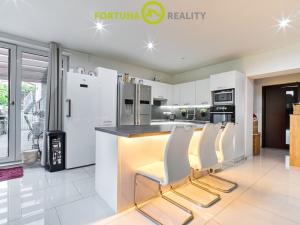 Prodej vícegeneračního domu, Ostrava - Stará Bělá, Dokoupilova, 399 m2