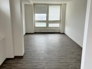 Pronájem bytu 2+1, Opava - Kateřinky, Edvarda Beneše, 61 m2