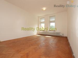Prodej bytu 3+1, Opava, Mírová, 90 m2