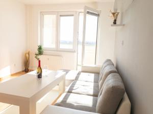 Prodej bytu 2+kk, Hluboká nad Vltavou, Nerudova, 42 m2