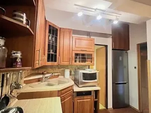 Pronájem bytu 2+kk, Praha - Žižkov, Jeseniova, 42 m2