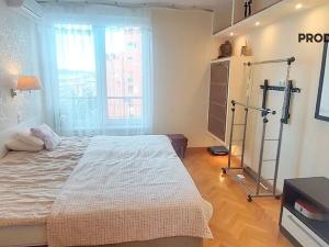 Pronájem bytu 4+kk, Praha - Vysočany, Pod Harfou, 100 m2