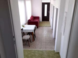 Prodej rodinného domu, Hrušovany nad Jevišovkou, Drnholecká, 160 m2
