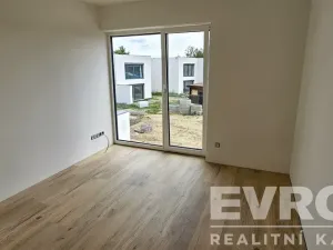 Prodej rodinného domu, Sezemice, Družstevní, 121 m2