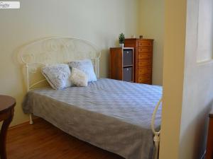 Pronájem bytu 1+kk, Praha - Jinonice, U kříže, 49 m2