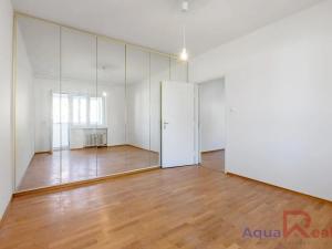 Prodej bytu 2+1, Karlovy Vary, 5. května, 59 m2