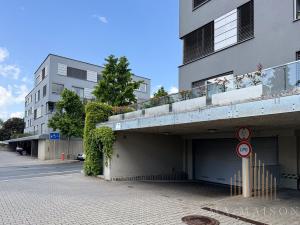 Pronájem bytu 3+kk, Praha - Prosek, Valečovská, 72 m2