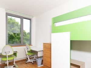 Pronájem bytu 3+kk, Praha - Prosek, Valečovská, 72 m2