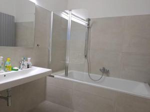 Pronájem bytu 2+1, České Budějovice - České Budějovice 7, Heydukova, 80 m2