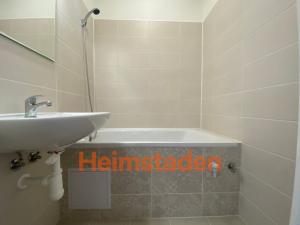 Pronájem bytu 3+1, Karviná - Hranice, Slovenská, 72 m2