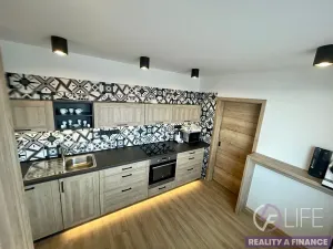 Prodej bytu 3+1, Vrchlabí, Východní, 73 m2