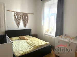Pronájem bytu 2+1, Opava, Provaznická, 70 m2