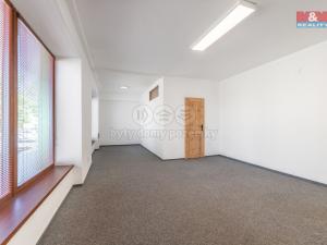 Prodej rodinného domu, Otrokovice - Kvítkovice, tř. Osvobození, 367 m2