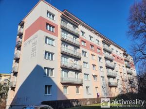 Pronájem bytu 2+1, Praha - Letňany, Šumperská, 52 m2