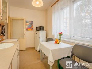 Pronájem bytu 2+1, Praha - Letňany, Šumperská, 52 m2