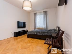 Pronájem bytu 2+1, Praha - Letňany, Šumperská, 52 m2