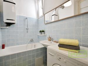 Pronájem bytu 2+1, Brno - Černovice, Olomoucká, 64 m2