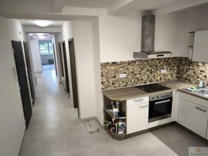 Prodej bytu 2+1, Olomouc - Hodolany, Masarykova třída, 72 m2