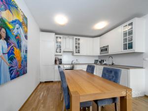 Prodej bytu 4+kk, Praha - Letňany, Nepomuckých, 104 m2