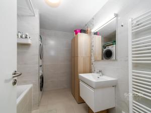 Prodej bytu 4+kk, Praha - Letňany, Nepomuckých, 104 m2