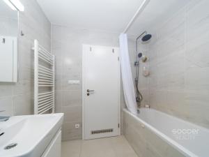 Prodej bytu 4+kk, Praha - Letňany, Nepomuckých, 104 m2