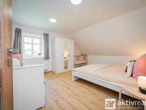 Prodej rodinného domu, Křižany - Žibřidice, 208 m2
