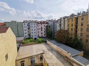 Pronájem bytu 2+kk, Praha - Holešovice, Veletržní, 46 m2