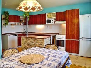 Prodej rodinného domu, Veliny, 200 m2