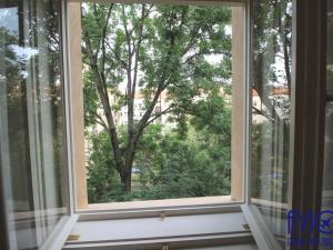 Pronájem bytu 1+1, Praha - Smíchov, Arbesovo náměstí, 40 m2