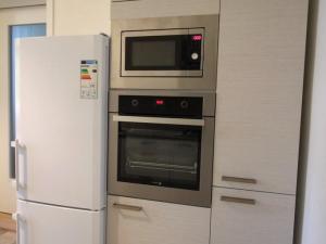 Pronájem bytu 1+1, Praha - Smíchov, Arbesovo náměstí, 40 m2