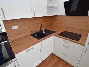 Prodej bytu 2+kk, Praha - Třebonice, Thomasova, 51 m2