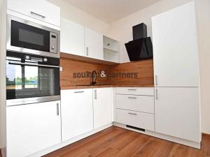 Prodej bytu 2+kk, Praha - Třebonice, Thomasova, 51 m2