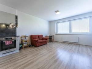 Pronájem bytu 2+kk, Praha - Letňany, Tupolevova, 52 m2