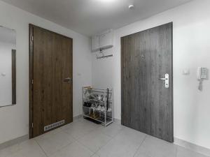 Pronájem bytu 2+kk, Praha - Letňany, Tupolevova, 52 m2