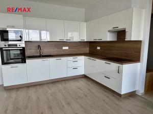 Pronájem bytu 2+kk, Plzeň, U Borského parku, 61 m2