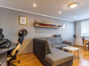 Prodej bytu 2+1, Kladno - Kročehlavy, Francouzská, 50 m2