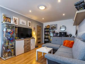 Prodej bytu 2+1, Kladno - Kročehlavy, Francouzská, 50 m2