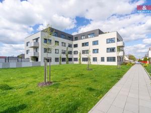 Pronájem bytu 4+kk, Horoměřice, Karla IV., 117 m2
