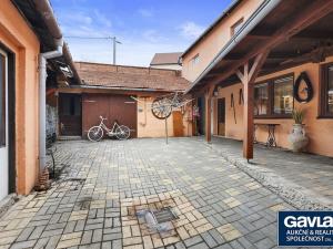 Prodej rodinného domu, Hovorany, 215 m2