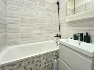 Pronájem bytu 2+1, Orlová - Lutyně, Kpt. Jaroše, 55 m2