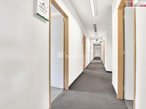 Pronájem kanceláře, Karlovy Vary, Libušina, 206 m2