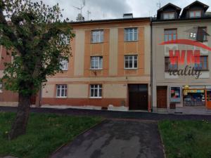 Pronájem bytu 2+1, Karlovy Vary - Stará Role, Závodu míru, 46 m2