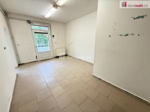 Pronájem kanceláře, Kralupy nad Vltavou, Palackého nám., 18 m2