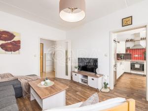 Prodej bytu 3+1, Český Krumlov - Domoradice, Urbinská, 67 m2