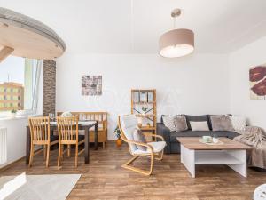 Prodej bytu 3+1, Český Krumlov - Domoradice, Urbinská, 67 m2